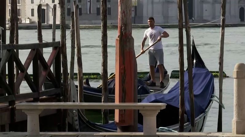 Benátky takřka bez omezení. Do italského města se vracejí turisté